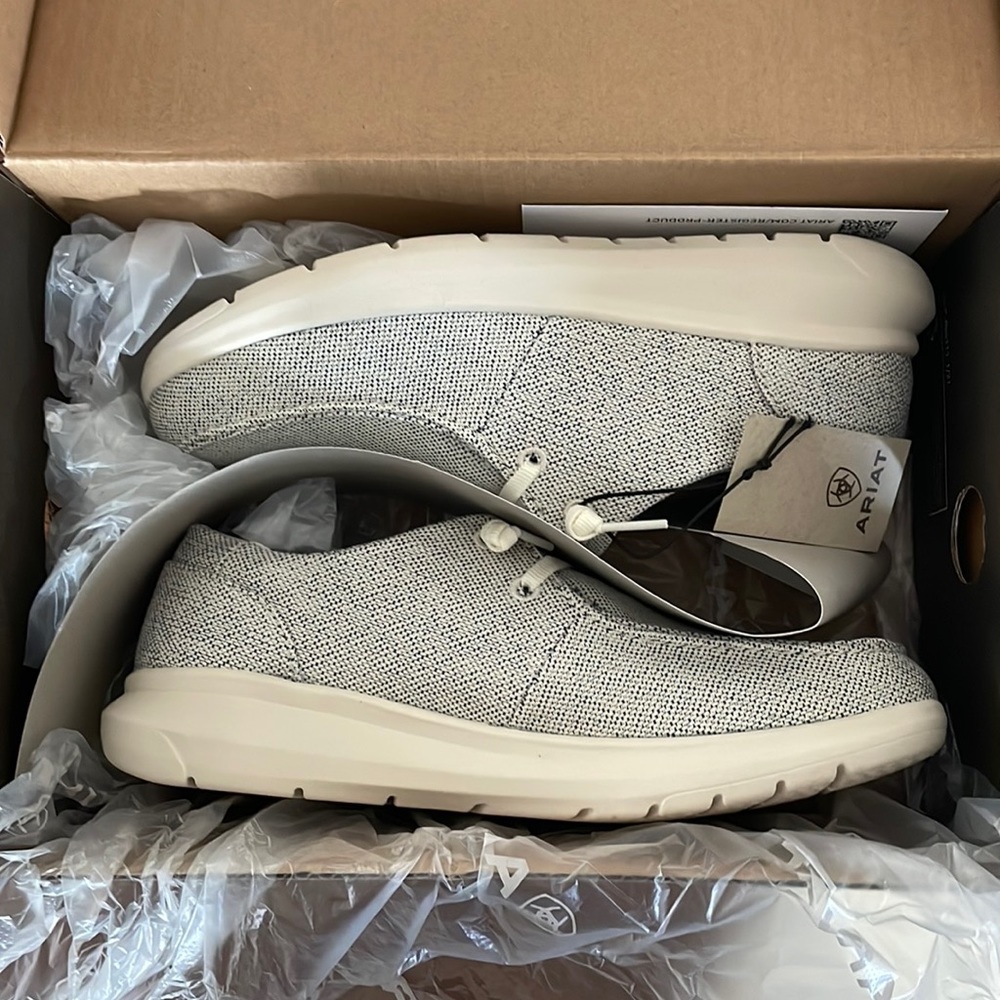 Ariat Hilo